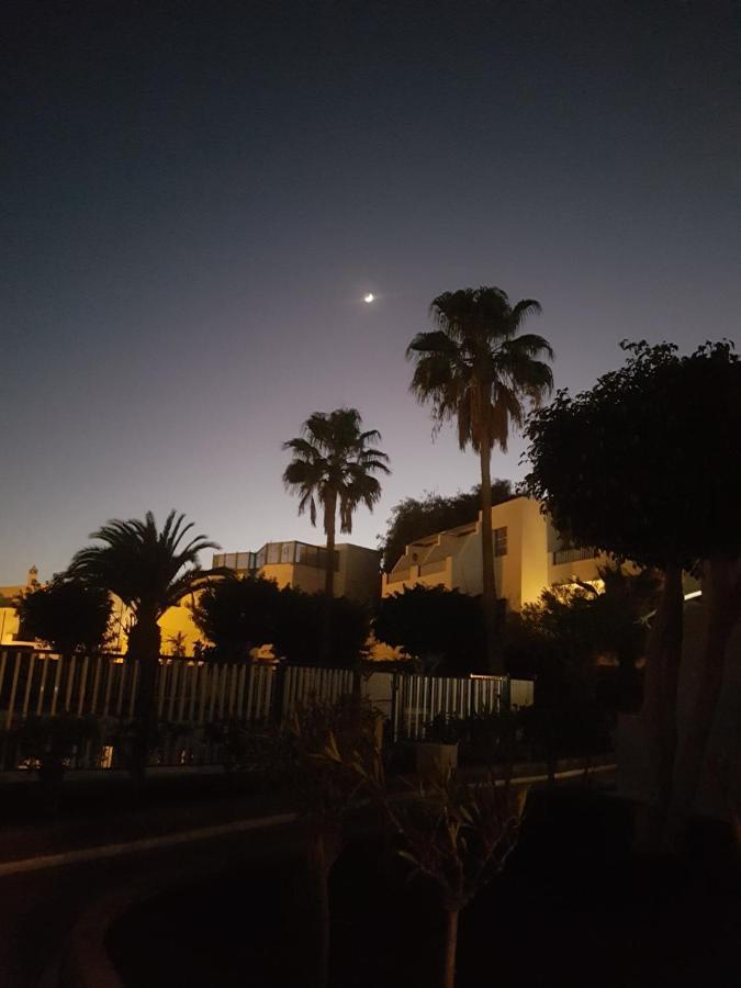 Atalaya 1st Floor Poolside Apartment Puerto del Carmen  Bagian luar foto